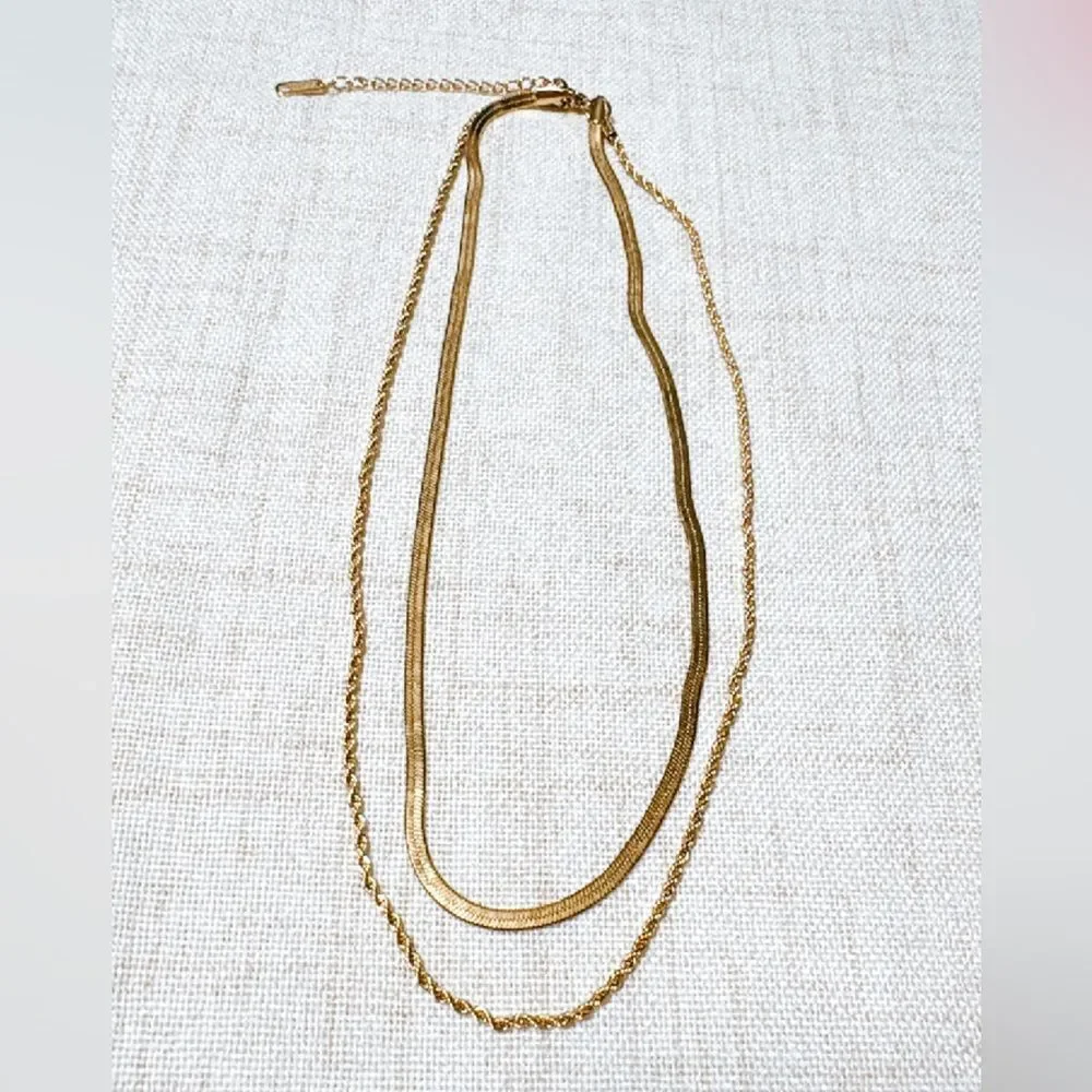 Minimalist gold chain necklace N535 - Picture 2 of 3